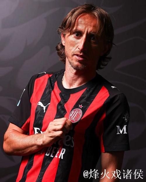 【AC米兰】魔笛领红黑军战“绿巴萨”，美队剑指新纪录