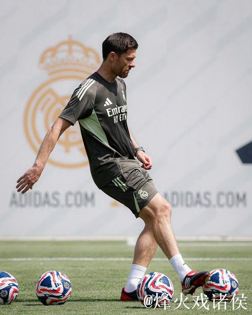 奥林匹亚科斯主帅:阿隆索需适应,皇马展现实力 奥林匹亚科斯主帅:阿隆索需适应,皇马展现实力